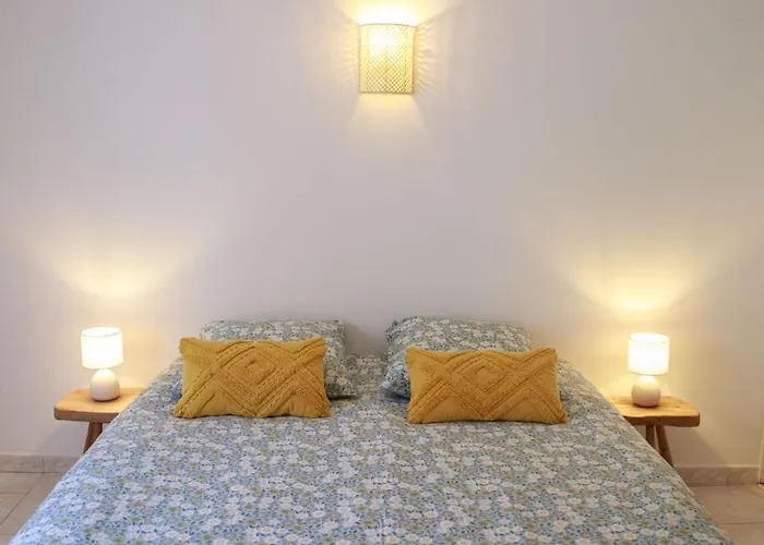 Le Provence, Charme Et Rooftop * Gréoux-les-Bains